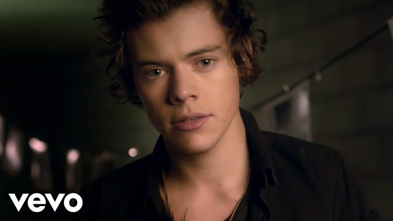 One Direction - Story of My Life (Official Video) - YouTube