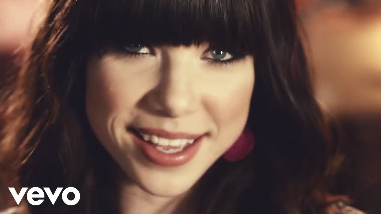 Carly Rae Jepsen - Call Me Maybe - YouTube