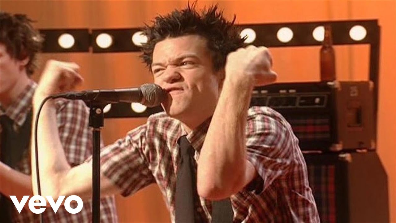 Sum 41 - Still Waiting (Official Music Video) - YouTube