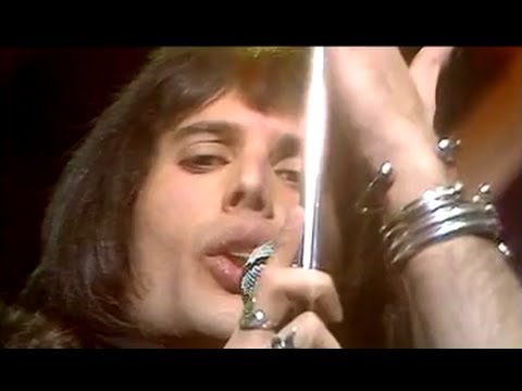 Queen - Killer Queen (Top Of The Pops, 1974) - YouTube