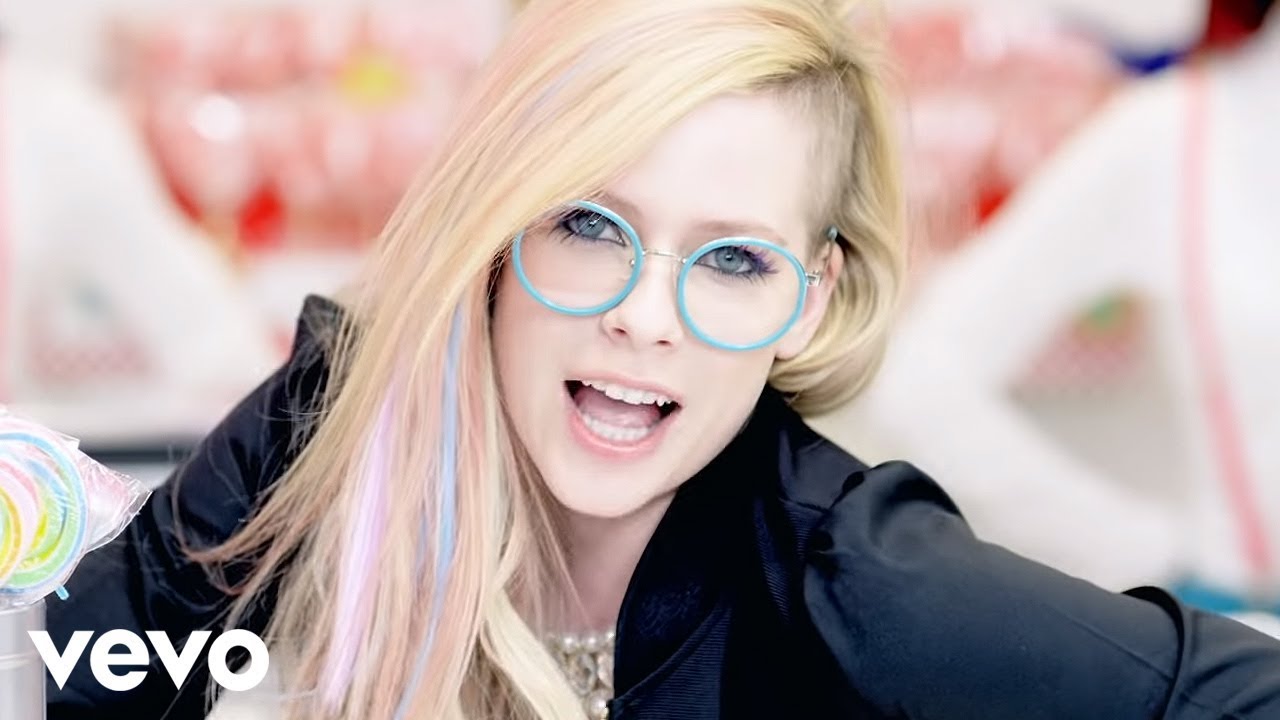 Avril Lavigne - Hello Kitty (Official Music Video) - YouTube