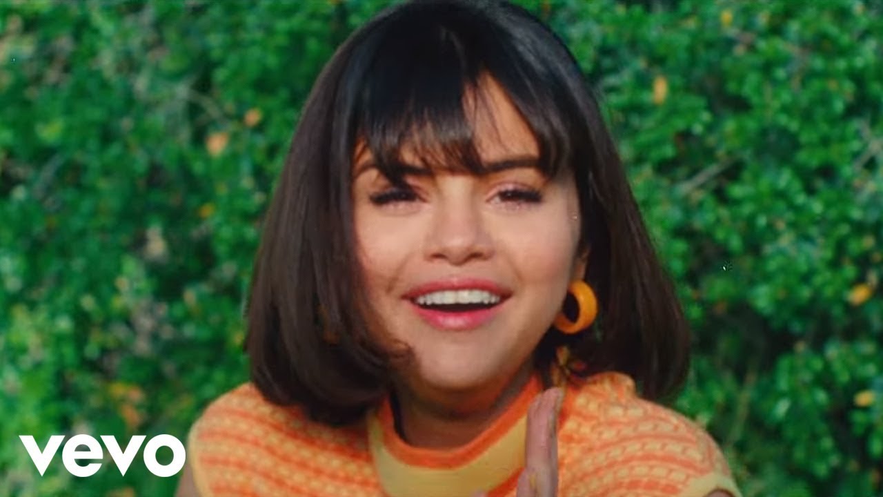 Selena Gomez - Back To You - YouTube