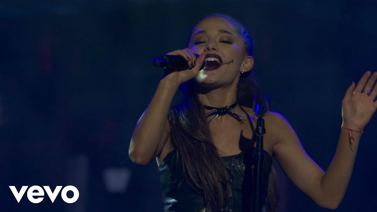 Ariana Grande - Tattooed Heart (Live on the Honda Stage at the iHeartRadio Theater LA) - YouTube