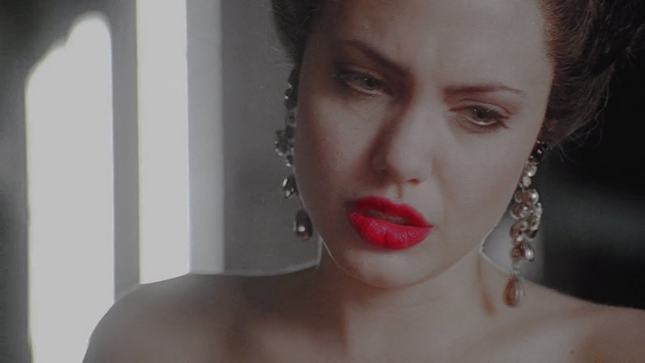 Gia Carangi Angelina Jolie Tribute | Time - YouTube
