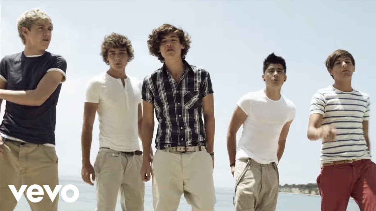 One Direction - What Makes You Beautiful (Official Video) - YouTube