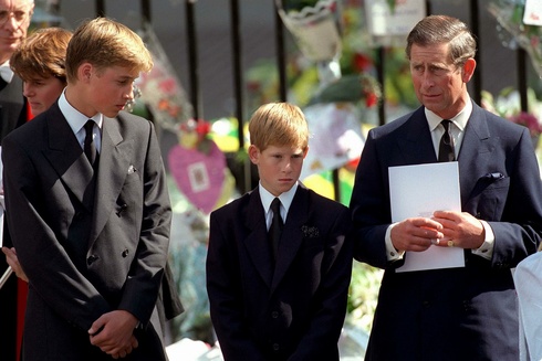 1997年、ダイアナ妃の葬儀が行われた様子
