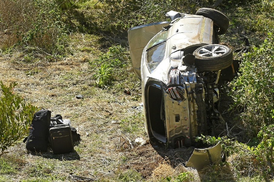 車が大破するほどの横転事故