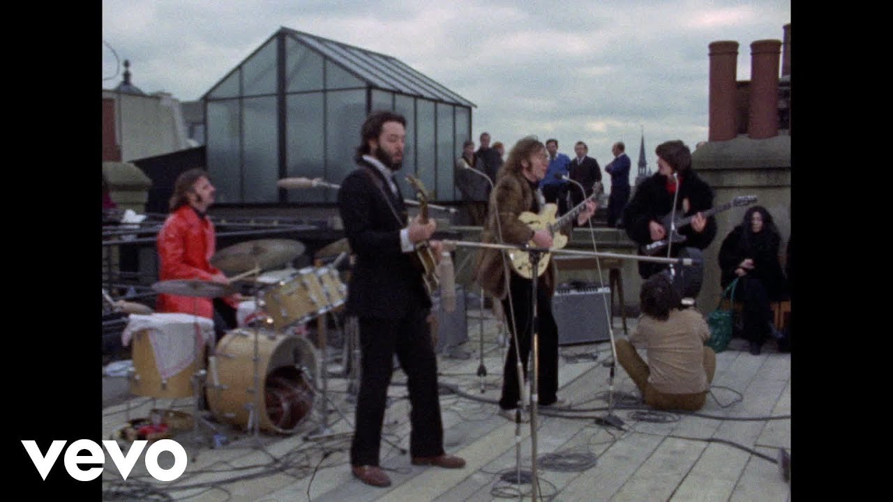 The Beatles - Don't Let Me Down - YouTube