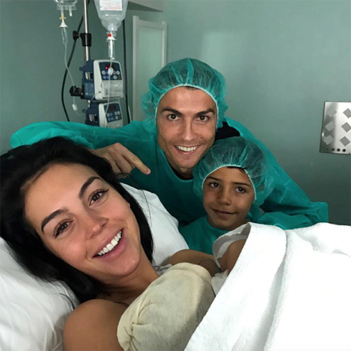 2017年11月、ジョルジーナロドリゲスにとって第一子となる女の子・アラーナを出産