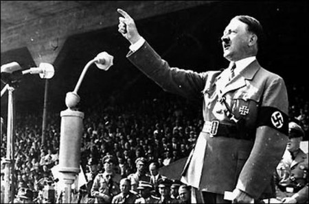 2度目の自殺はヒトラーが総統になり多忙になったことから