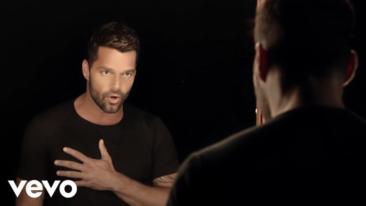 Ricky Martin - Disparo al Corazón (Official Music Video) - YouTube