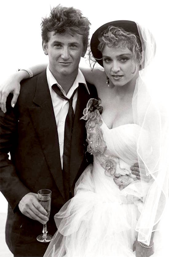 ショーンペンは1985年にマドンナと結婚した