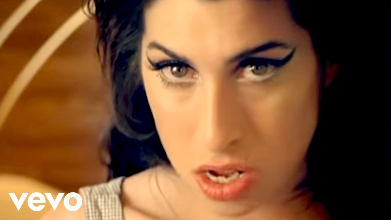 Amy Winehouse - Tears Dry On Their Own - YouTube