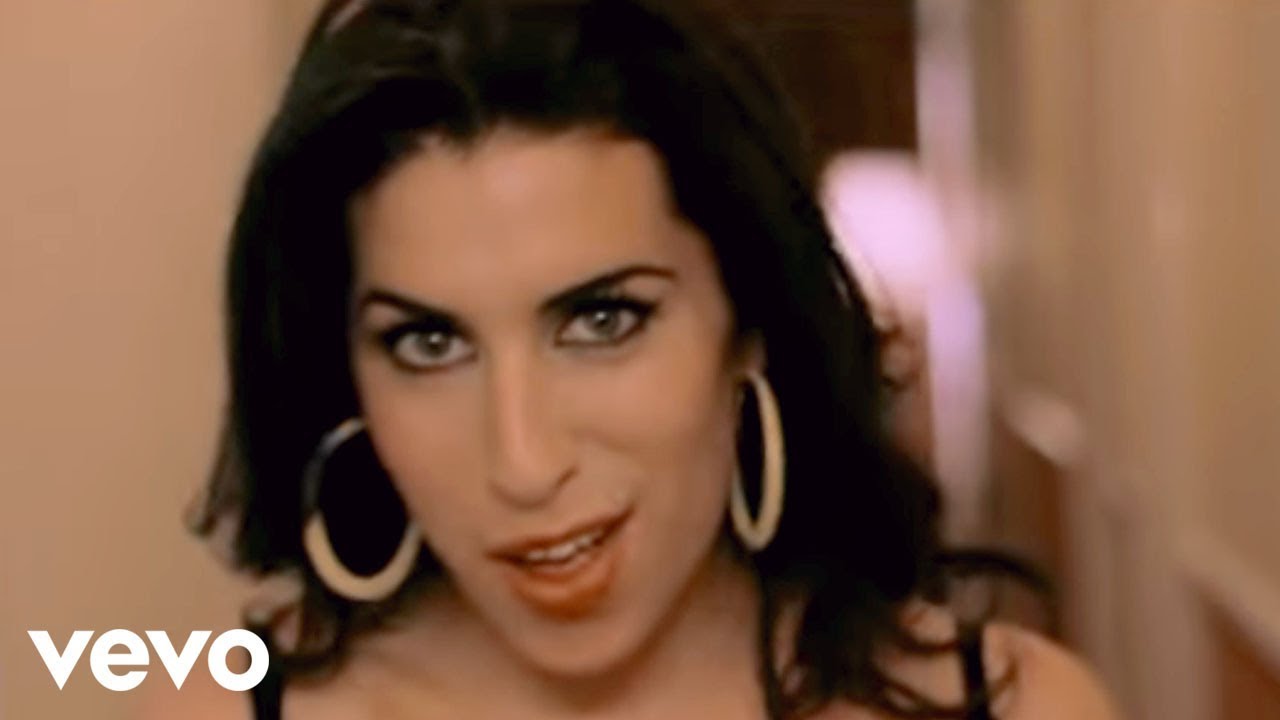 Amy Winehouse - In My Bed - YouTube