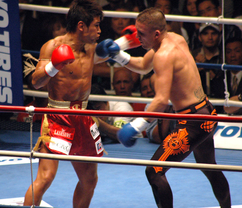 「K-1 WORLD MAX 2007」決勝でも魔裟斗と対戦、TKO勝ちで優勝