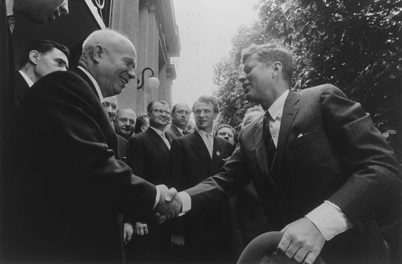 1962年のキューバ危機を回避したケネディ大統領