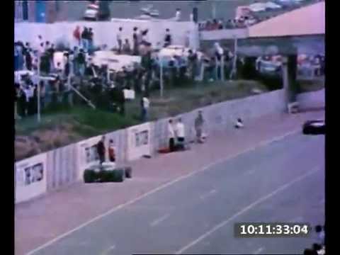 Tom Pryce's Fatal crash - Extended footage - Formula 1, South African GP, Kyalami, 1977 - YouTube