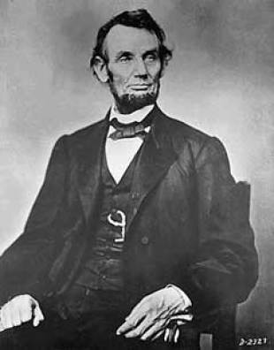 1832年よりイリノイ州議会議員選挙に出馬し、2度目の1834年（25歳）に当選
