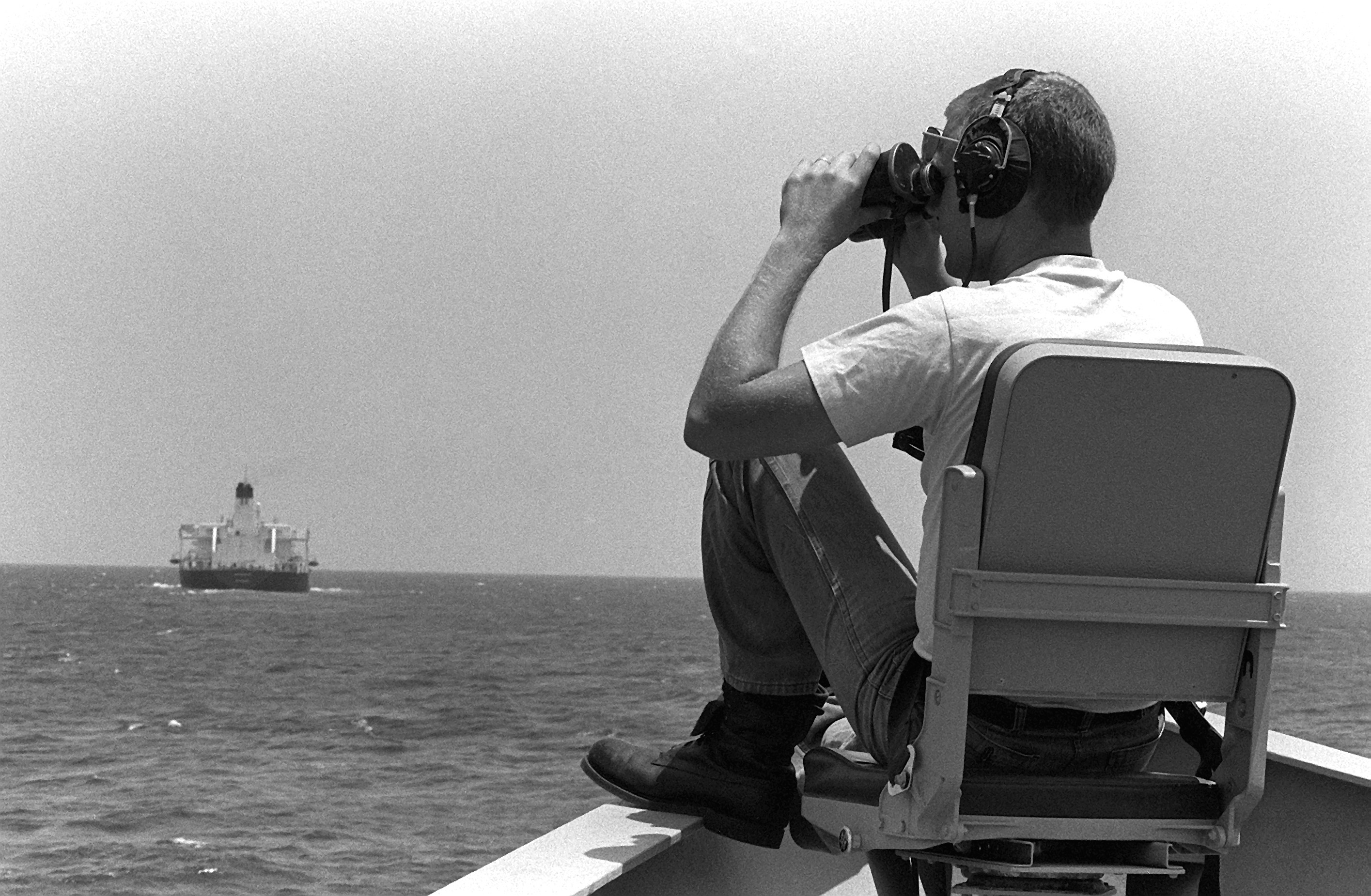 アーネスト・ウィル作戦発動前の1987年5月17日、イラン軍の誤射によりアメリカ戦艦が誤爆