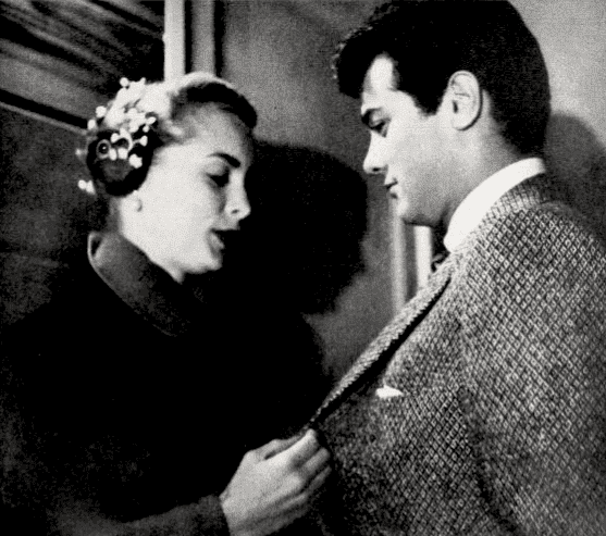 1951年に映画俳優のトニー・カーティスと結婚
