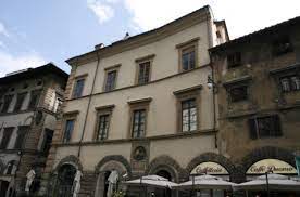 フィレンツェで指折りの規模だった「ヴェロッキオ工房」に弟子入り