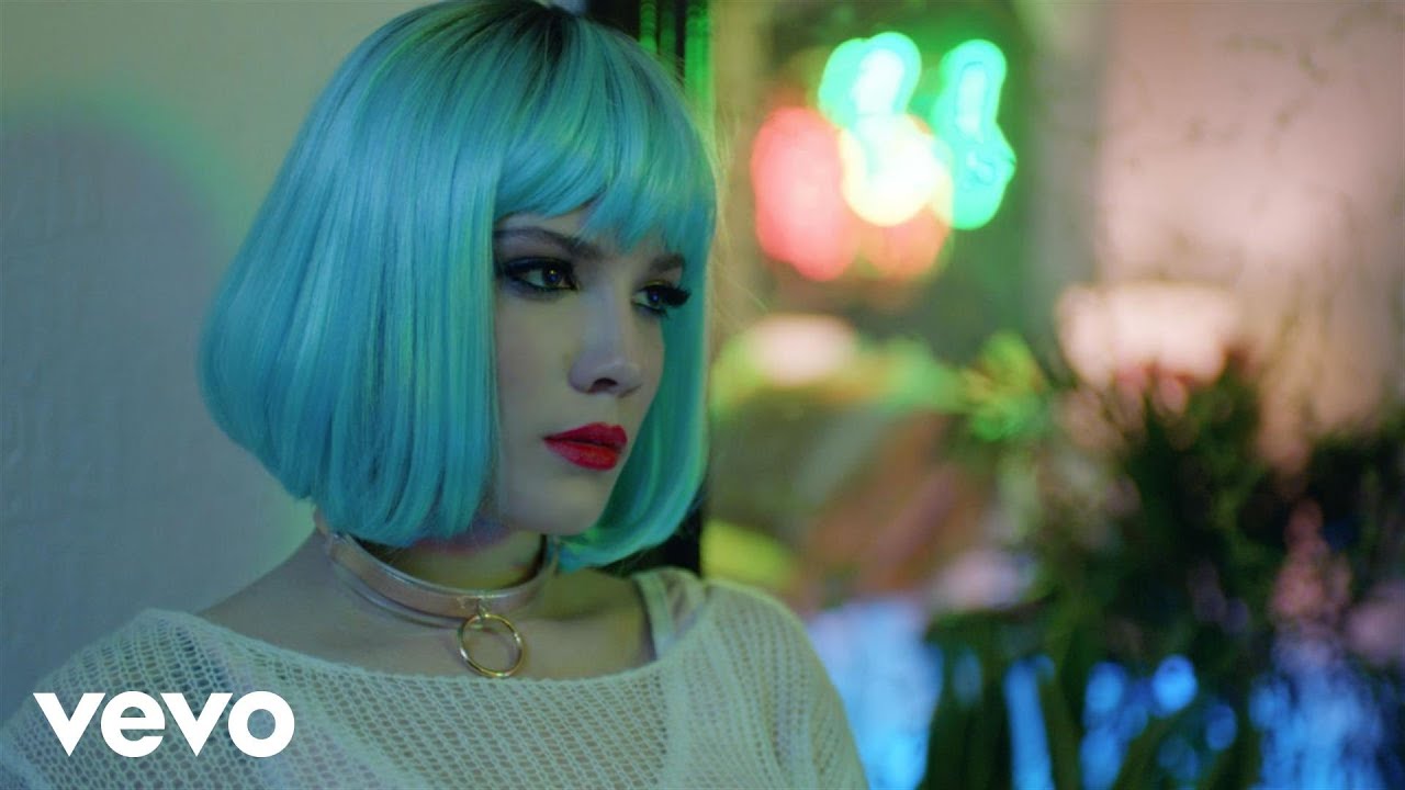 Halsey - Ghost - YouTube