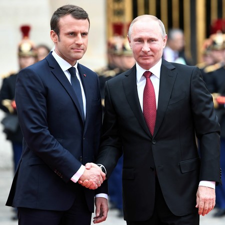 マクロン大統領とプーチン大統領