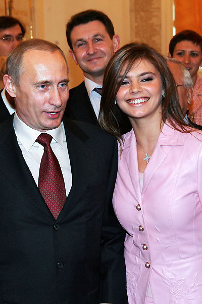 プーチン大統領とアリーナ・カバエワさん