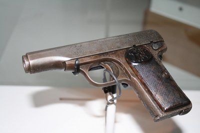 ガブリロ・プリンツィプが使用した銃「M1910」