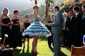 結婚式では美しいドレスを披露していた嫁
