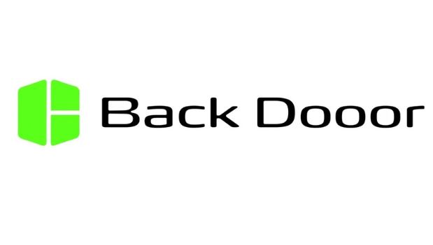 会社名は「Back Dooor」