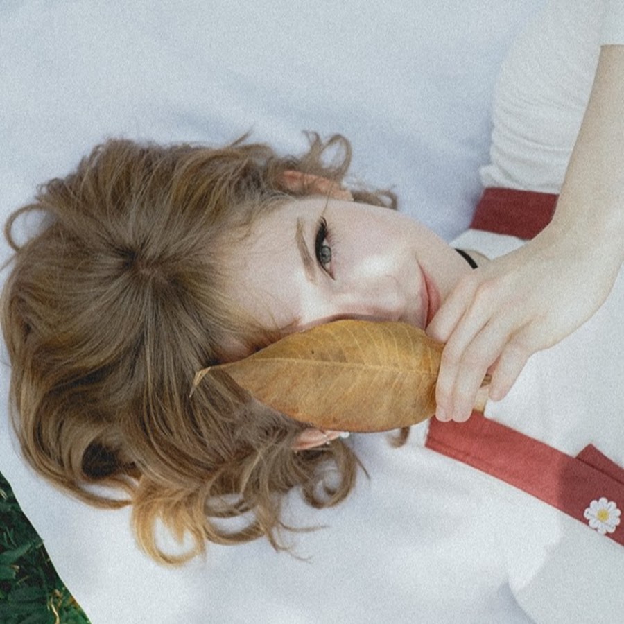 EllaFreya エラ・フレイヤ - YouTube